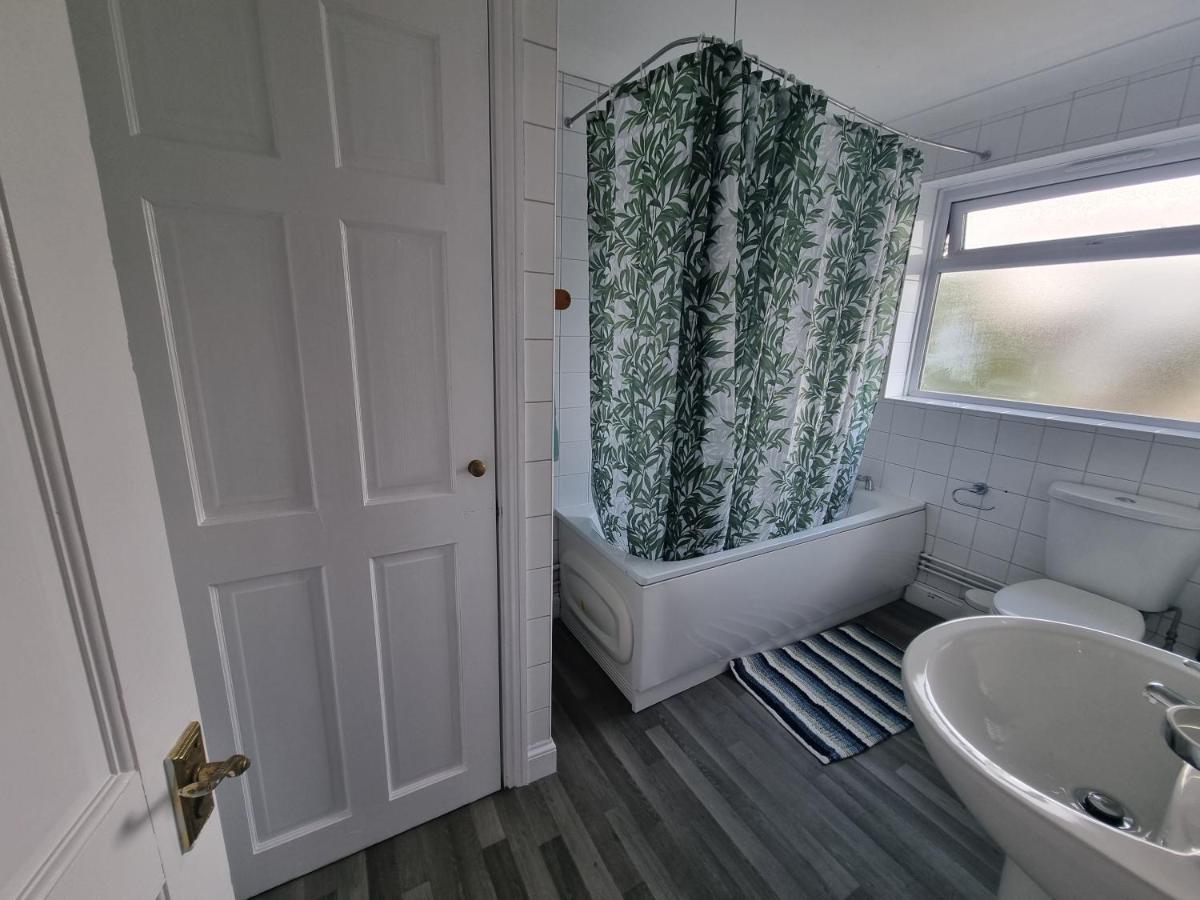 Canterbury Getaway With Ensuite Bagian luar foto